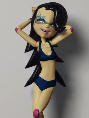 poupée CGI sexy et insensée