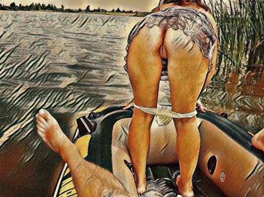 Обожаю возбужденных девушек на лодке