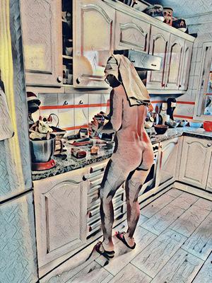 Hot ladies in the Kitchen#
